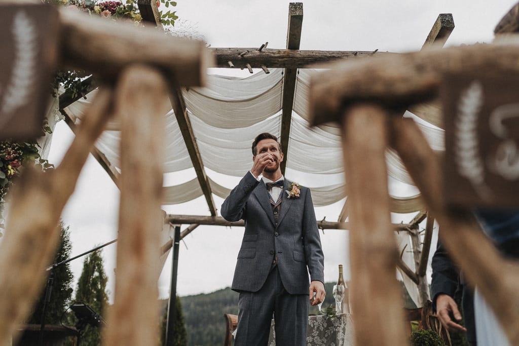 Die freie Trauung am Henslerhof im Schwarzwald beginnt für mich als Hochzeitsfotograf